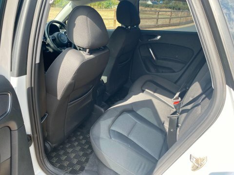 Audi A1 1.4 Tfsi Sport Sportback Euro 5 White #13