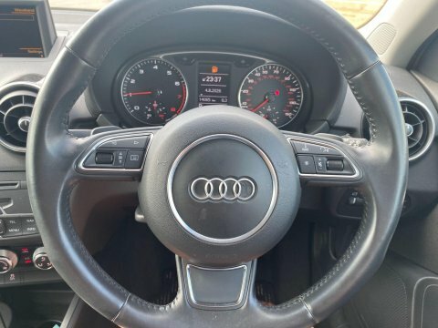 Audi A1 1.4 Tfsi Sport Sportback Euro 5 White #22