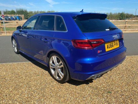 Audi S3 2.0 Tfsi Sportback Blue #5