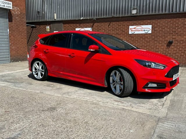 Ford Focus 2.0 Tdci St-3 Hatchback Euro 6 Red #2