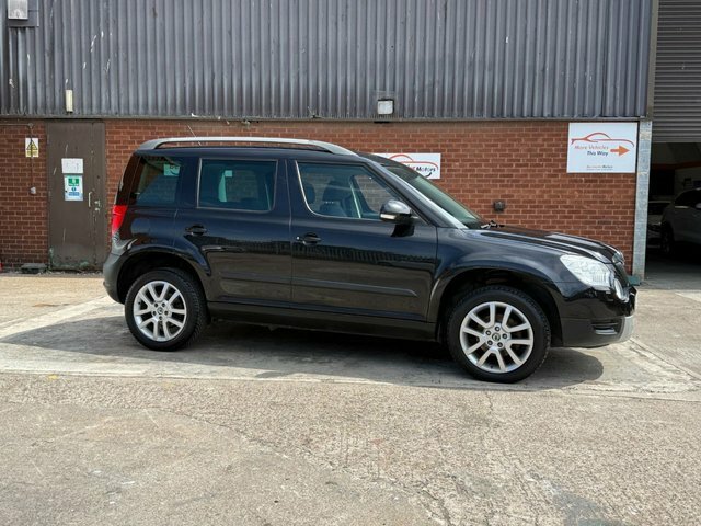 Skoda Yeti 1.8 Tsi Elegance Suv 4Wd Euro 5 HK11SJU Black #3
