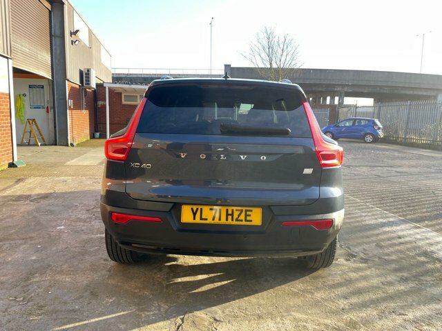 Volvo XC40 1.5H T4 Recharge 10.7Kwh R-design Suv P Blue #4