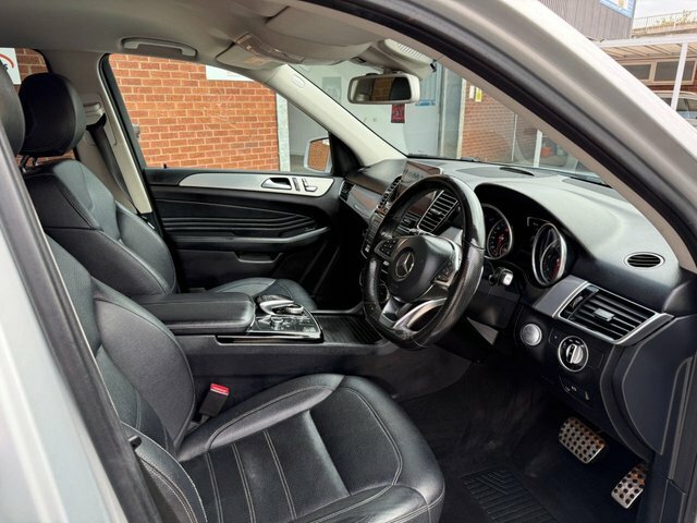 Mercedes-Benz GLE Class Gle250d Amg Line Premium Suv G-tronic White #20