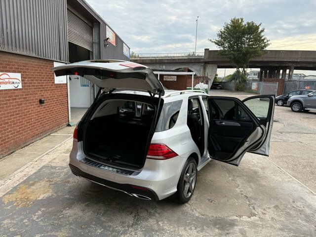 Mercedes-Benz GLE Class Gle250d Amg Line Premium Suv G-tronic White #41
