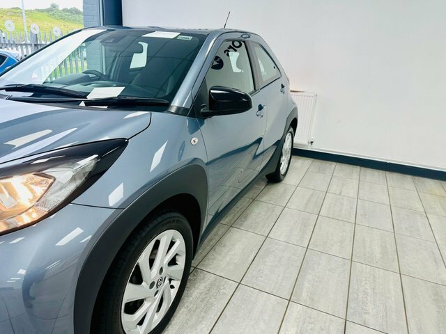 Toyota Aygo X 1.0 Vvt-i Pure Hatchback Euro 6 Grey #2