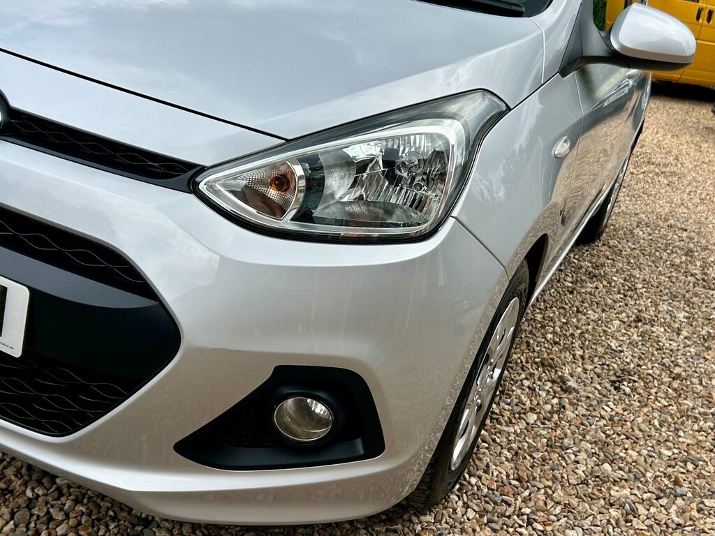 Hyundai I10 1.2 Se Hatchback Euro 5 87 Ps Silver #4