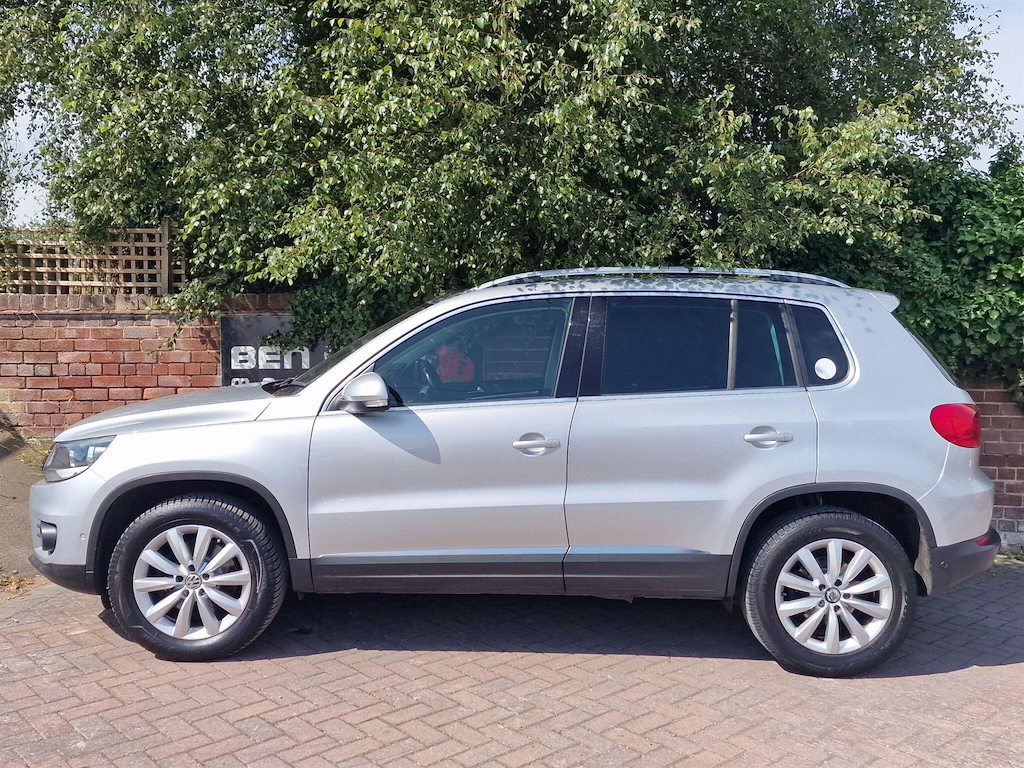 Volkswagen Tiguan 2.0 Tdi Bluemotion Tech Match Dsg 4Wd Euro 5 Ss Silver #2