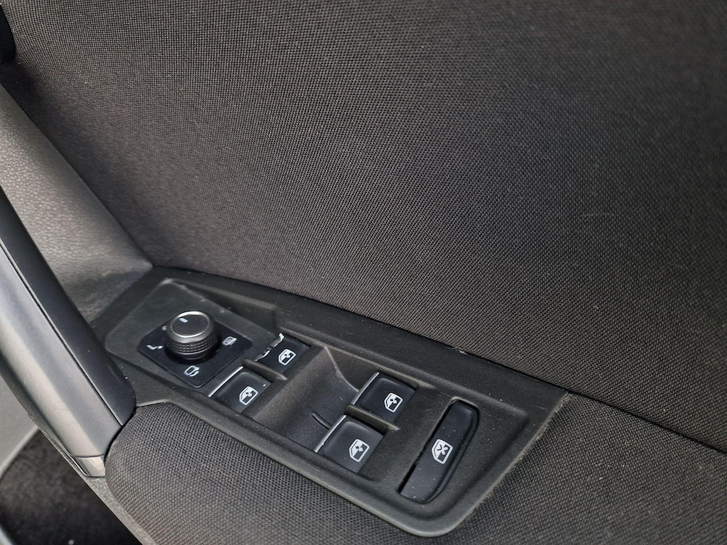 Volkswagen Tiguan 2.0 Tdi Bluemotion Tech Se Navigation Grey #13
