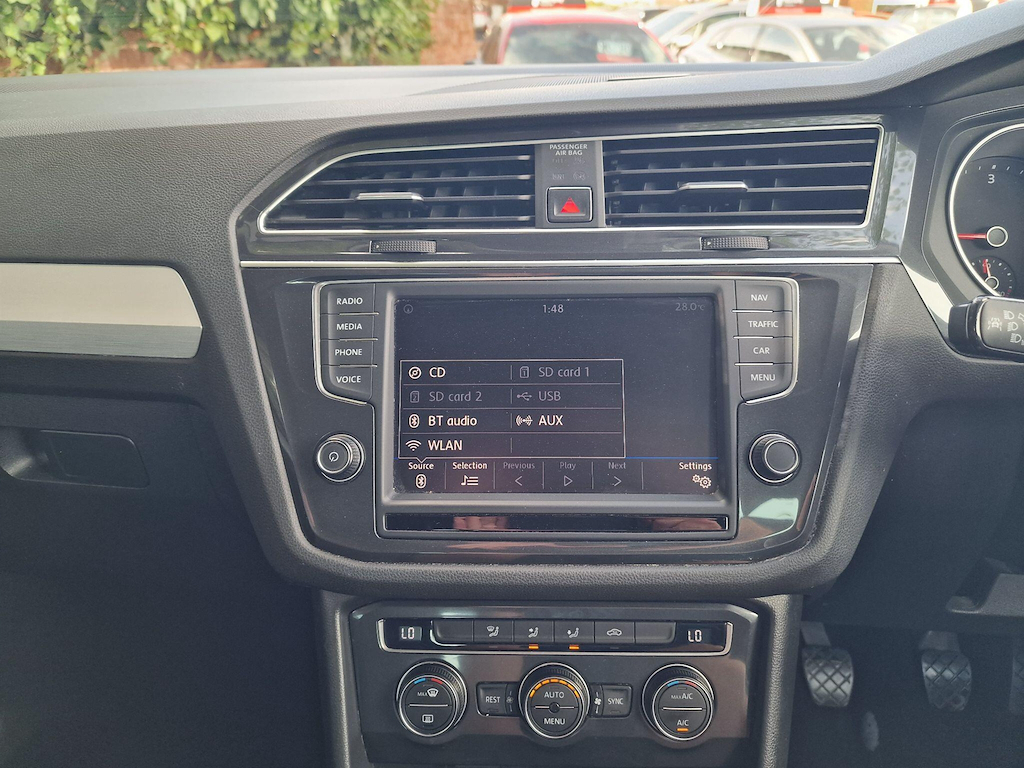 Volkswagen Tiguan 2.0 Tdi Bluemotion Tech Se Navigation Grey #22