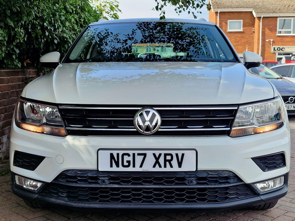 Volkswagen Tiguan 2.0 Tdi Bluemotion Tech Se Navigation Grey #6