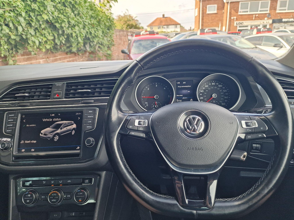Volkswagen Tiguan 2.0 Tdi Bluemotion Tech Se Navigation Grey #20