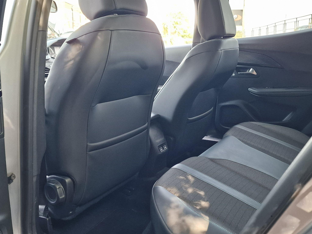 Peugeot 2008 1.2 Puretech Allure Premium Blue #29