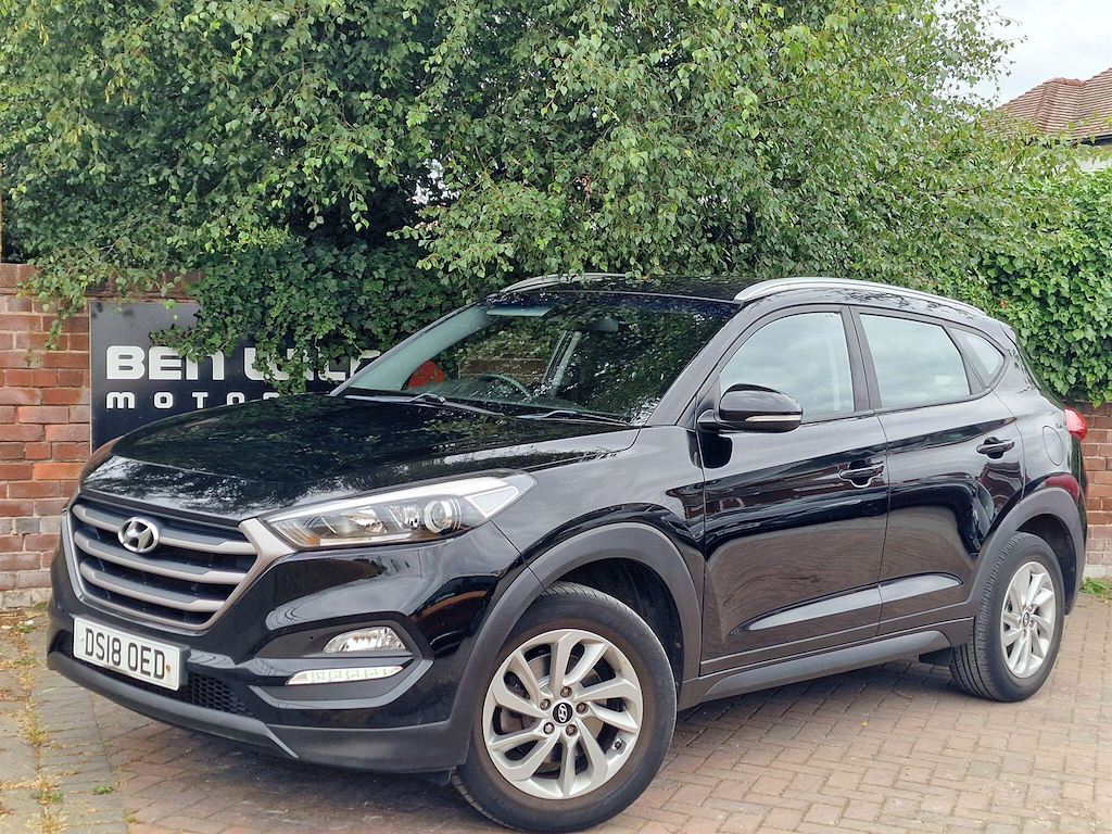 Hyundai Tucson 1.6 Gdi Blue Drive Se Nav Euro 6 Ss Black