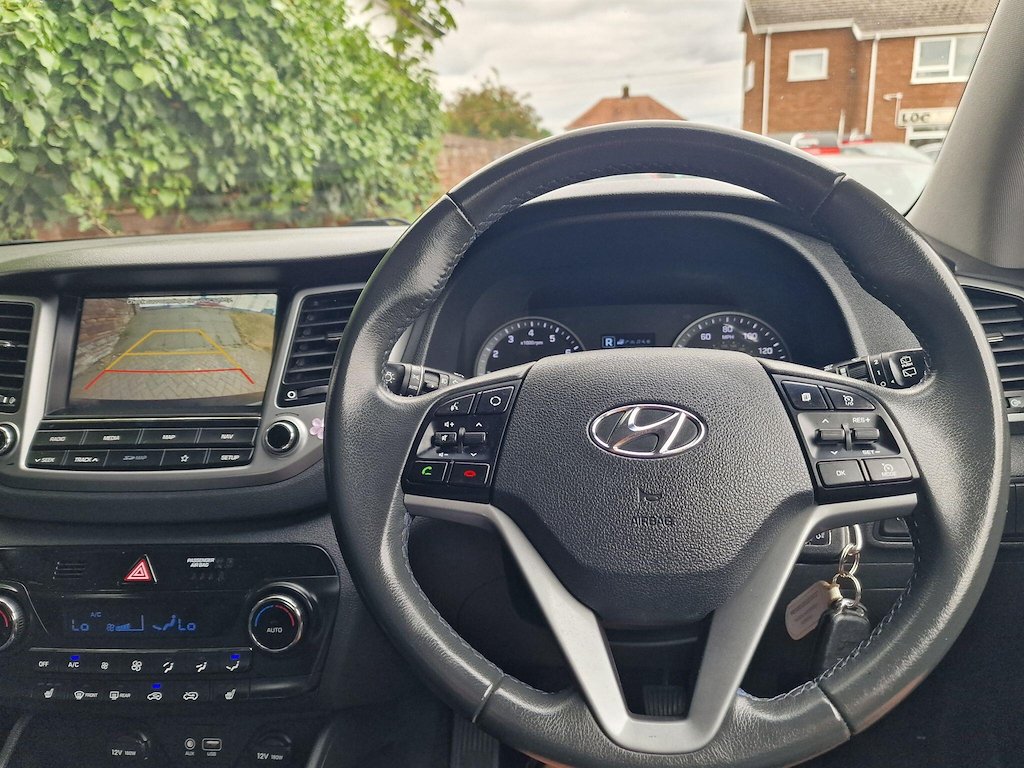 Hyundai Tucson 1.6L Se Nav White #23