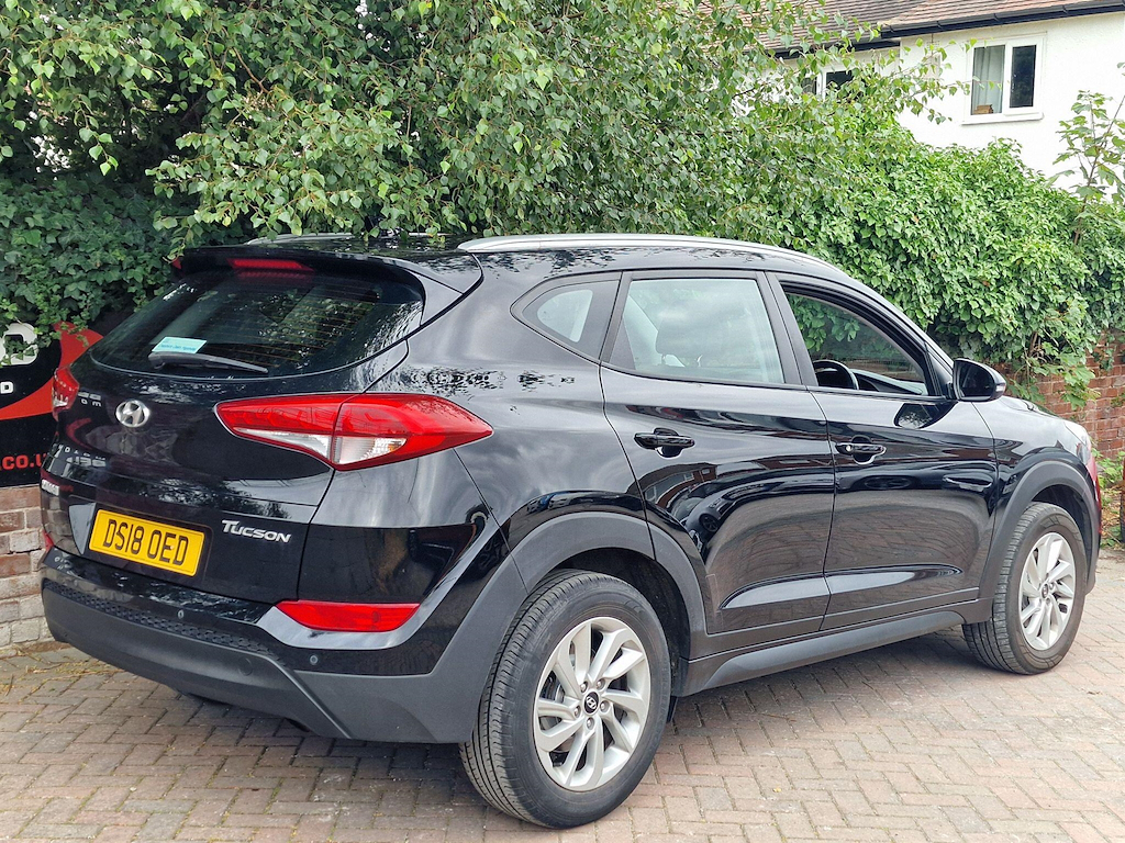 Hyundai Tucson 1.6L Se Nav White #8