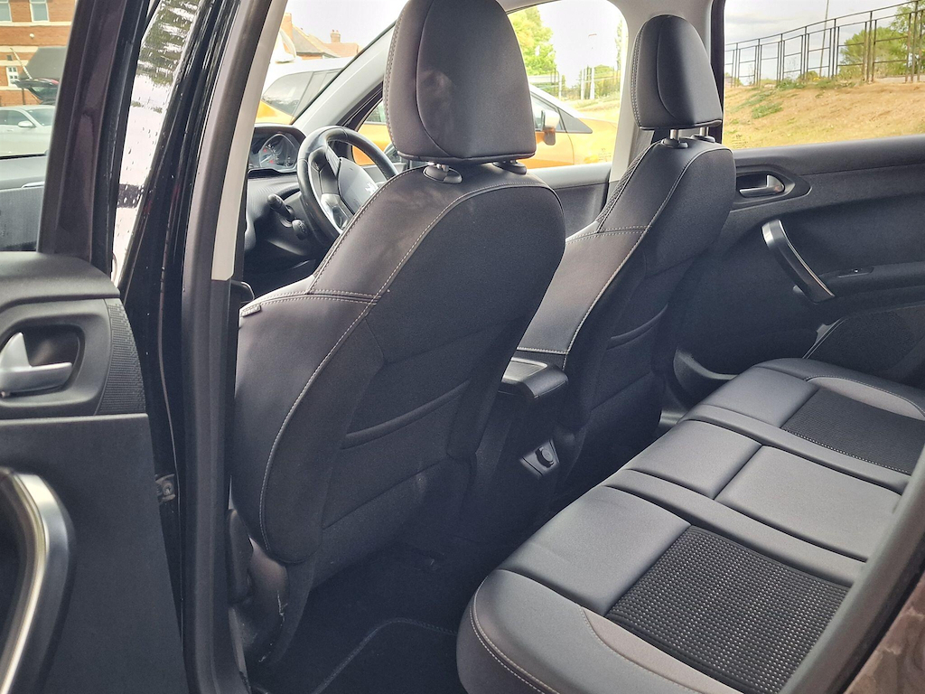 Peugeot 2008 1.2 Puretech 82 Allure Grey #33