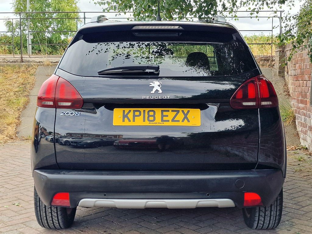 Peugeot 2008 1.2 Puretech Allure Euro 6 Ss Black #4