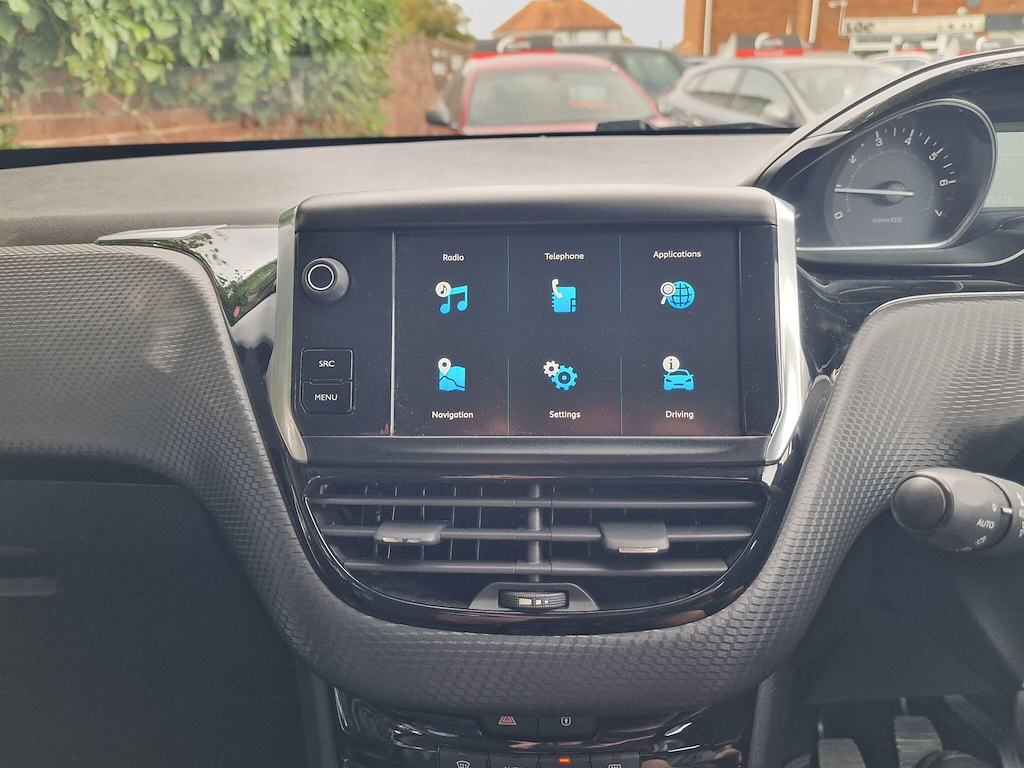Peugeot 2008 1.2 Puretech 82 Allure Grey #23