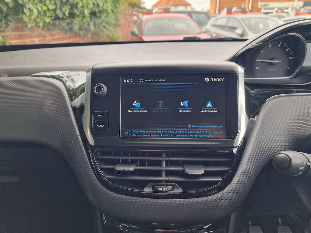 Peugeot 2008 1.2 Puretech 82 Allure Grey #25