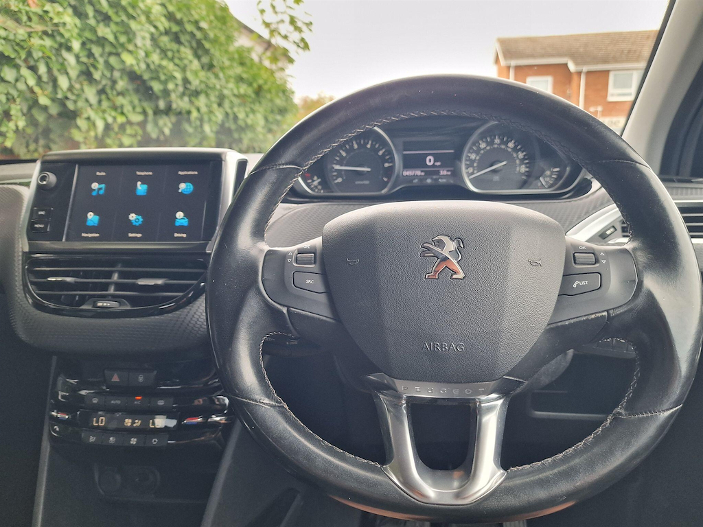 Peugeot 2008 1.2 Puretech 82 Allure Grey #22