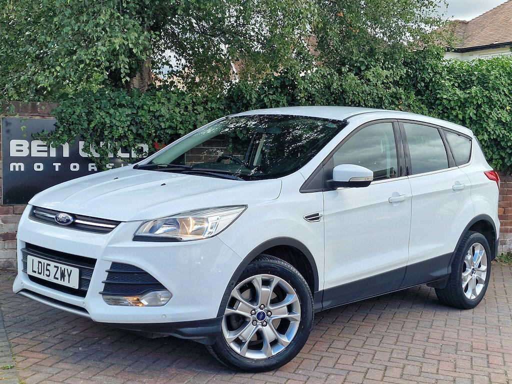 Ford Kuga 2.0 Tdci Zetec 2Wd Euro 6 Ss White