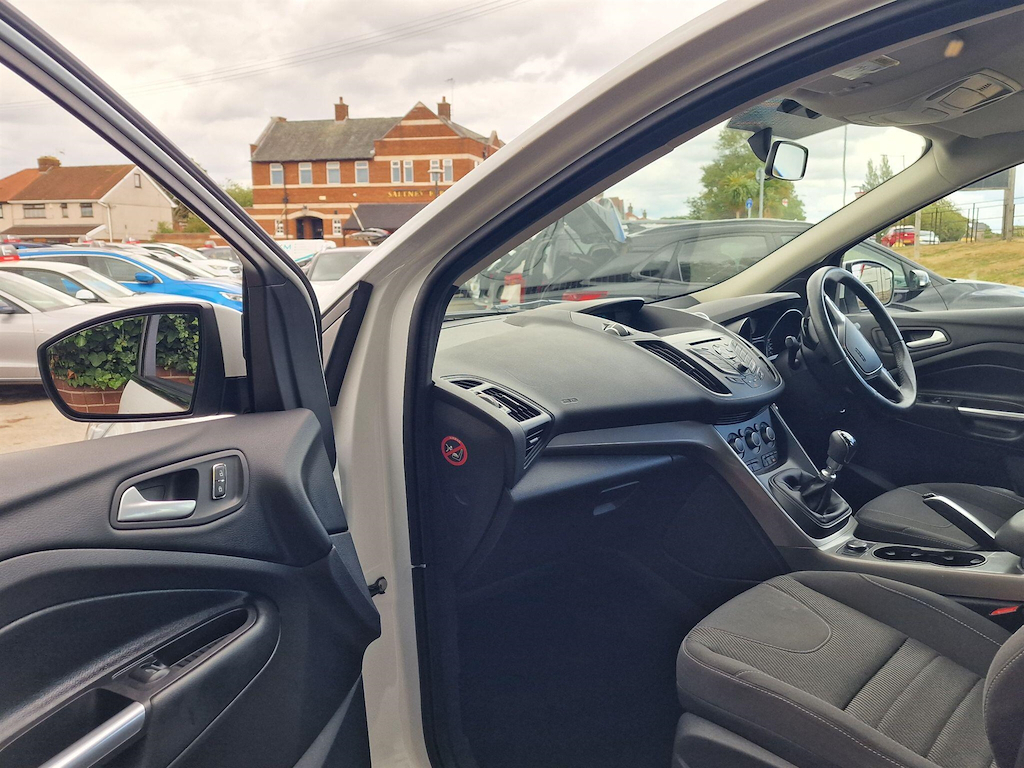 Ford Kuga 2.0 Tdci Titanium X Suv Awd Euro Black #30