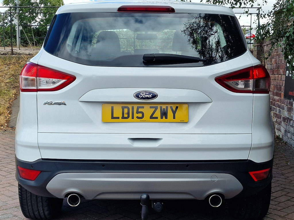 Ford Kuga 2.0 Tdci Zetec 2Wd Euro 6 Ss White #4