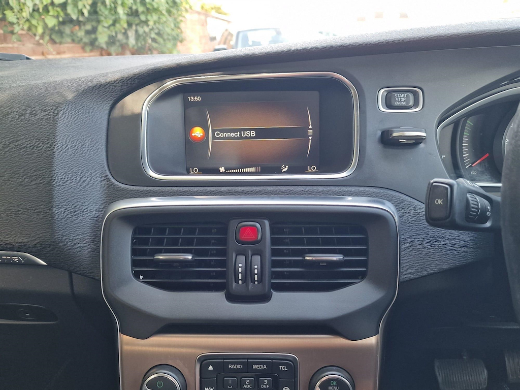Volvo V40 Cross Country D2 Automatic Grey #24