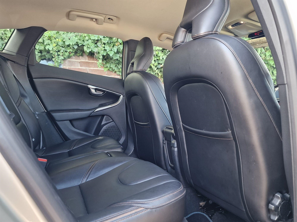 Volvo V40 Cross Country D2 Automatic Grey #20