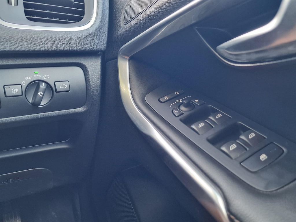 Volvo V40 Cross Country D2 Automatic Grey #29