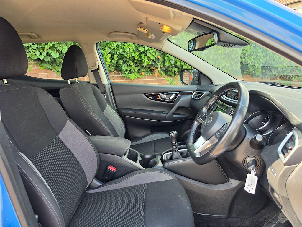 Nissan Qashqai Qashqai Tekna Dig-t Blue #13