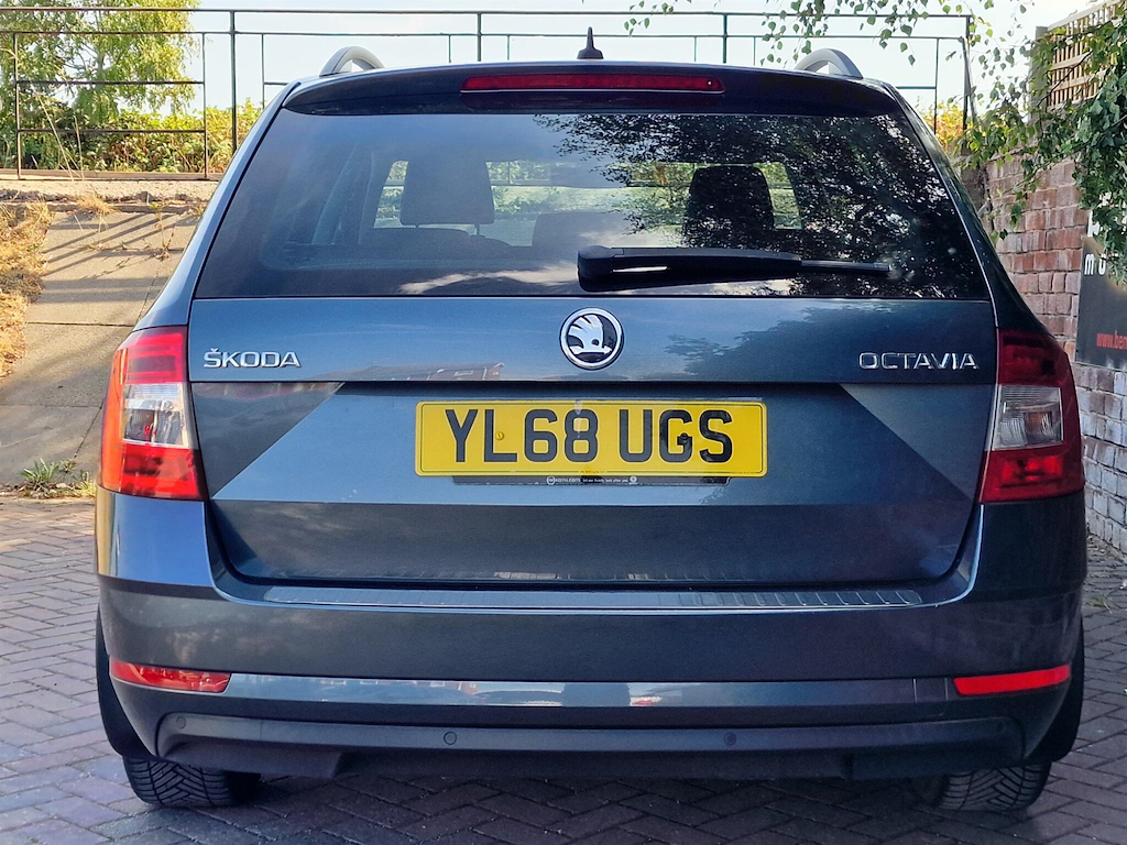 Skoda Octavia 1.5 Tsi Act Se L Dsg Euro 6 Ss Grey #2