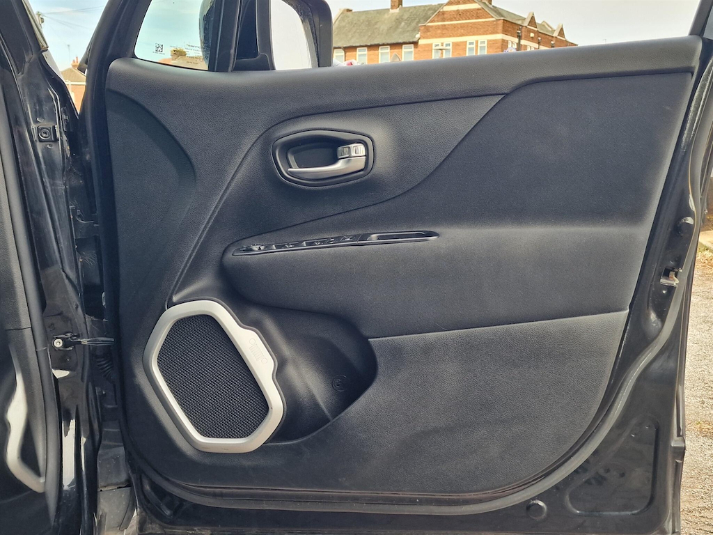 Jeep Renegade Suv 1.6 E-torq Dawn Of Justice Euro 6 Ss 2 Black #33