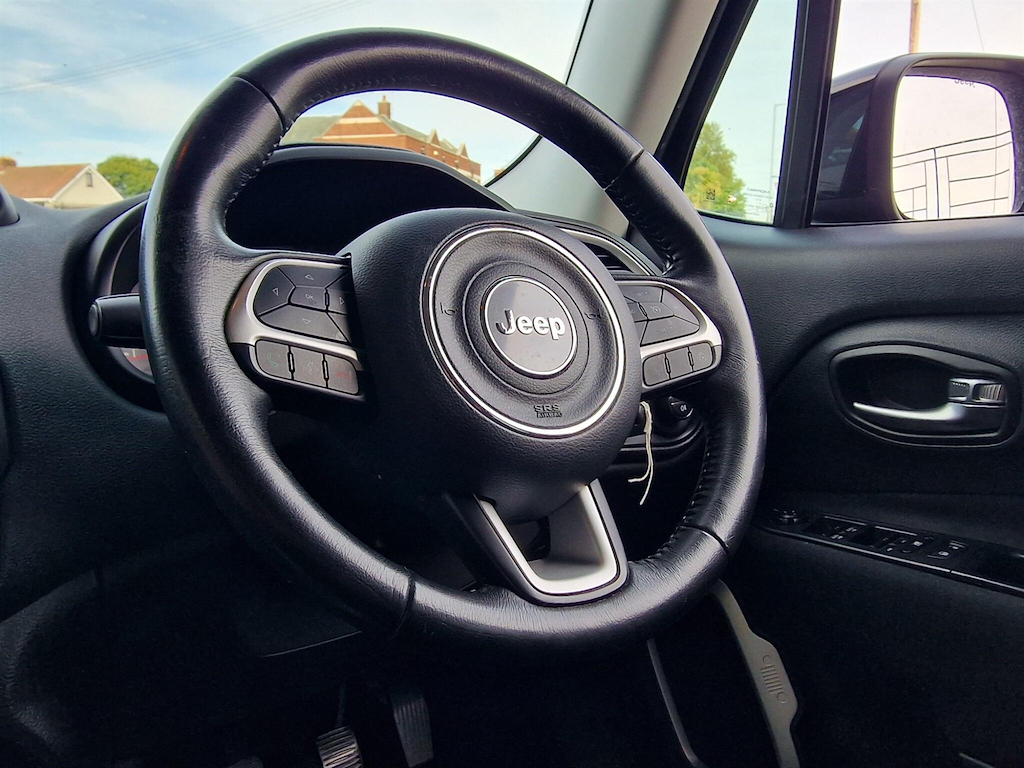 Jeep Renegade Suv 1.6 E-torq Dawn Of Justice Euro 6 Ss 2 Black #32