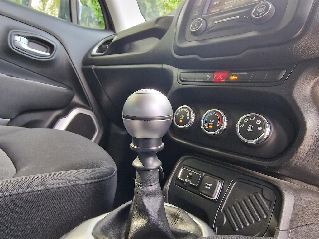 Jeep Renegade Suv 1.6 E-torq Dawn Of Justice Euro 6 Ss 2 Black #14