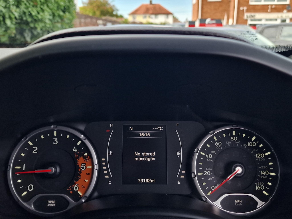 Jeep Renegade Suv 1.6 E-torq Dawn Of Justice Euro 6 Ss 2 Black #25