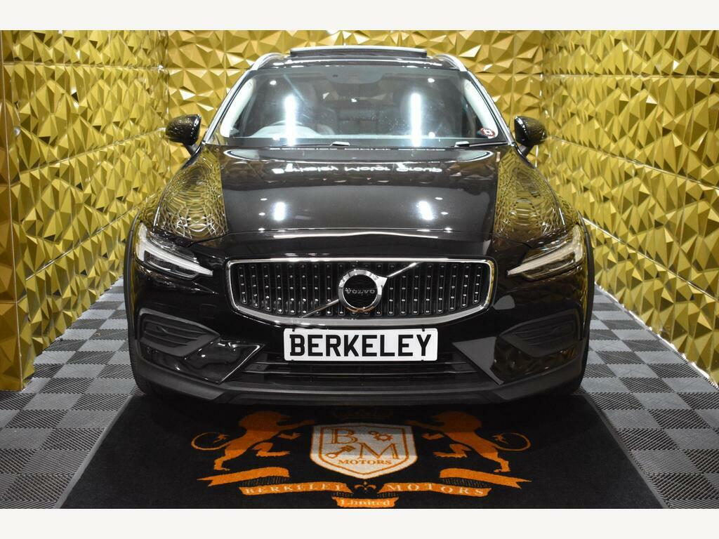 Volvo V60 Cross Country 2.0 B5 Mhev Awd Euro 6 S S Black #2