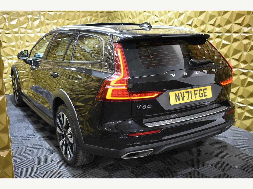Volvo V60 Cross Country 2.0 B5 Mhev Awd Euro 6 S S Black #6