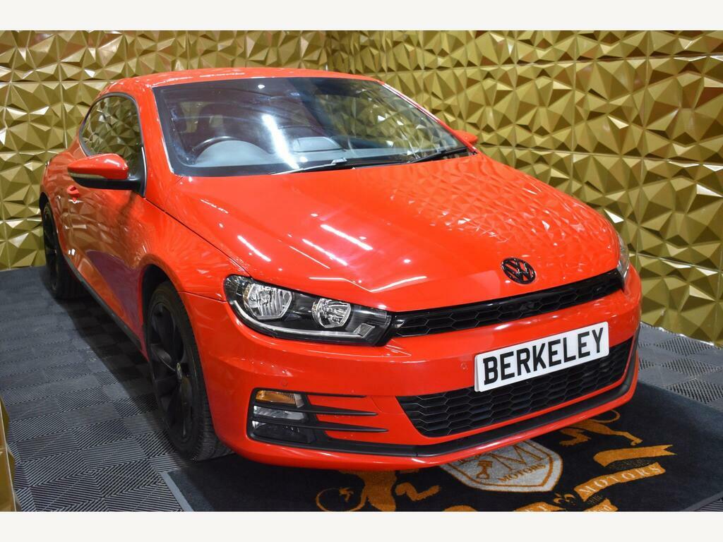 Volkswagen Scirocco 2.0 Tsi Bluemotion Tech Gt Dsg Euro 6 S S Red