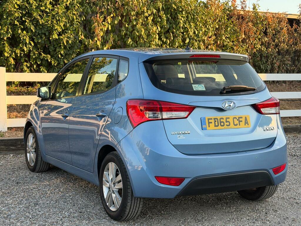 Hyundai Ix20 1.4 Style Hatchback Euro 5 90 B White #10