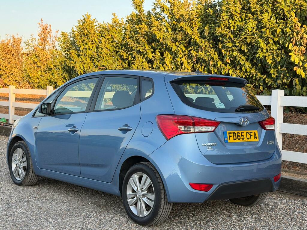 Hyundai Ix20 1.4 Style Hatchback Euro 5 90 B White #7