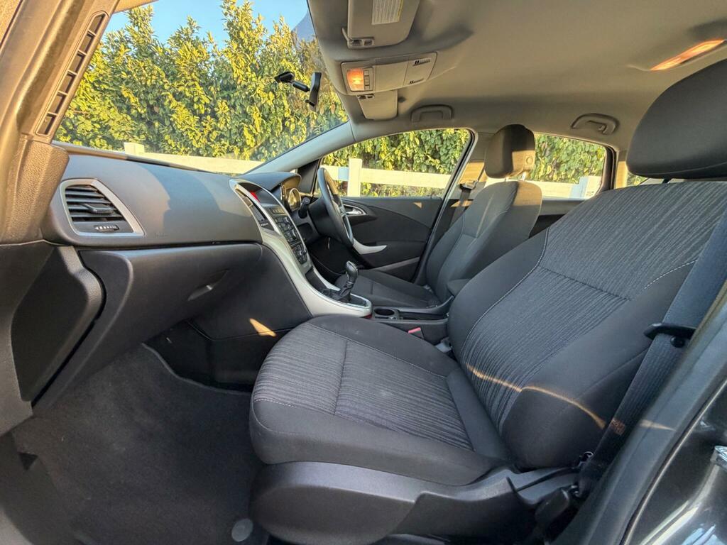 Vauxhall Astra 1.4T 16V Elite Hatchback Euro 5 Black #29