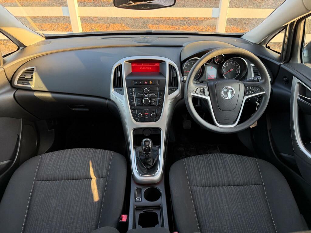 Vauxhall Astra Excite Grey #2