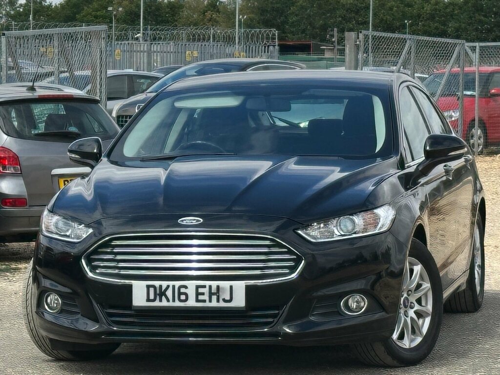 Ford Mondeo 2.0 Tdci Zetec Hatchback Euro 6 DK16EHJ Black #4