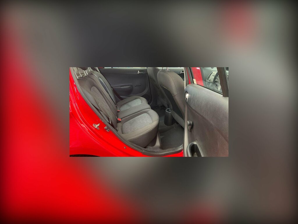 Hyundai I20 1.2 Classic Hatchback Euro 5 77 Red #2