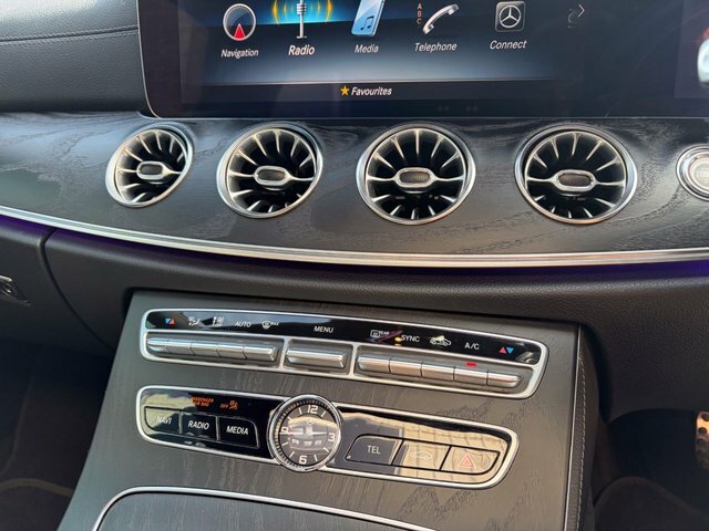 Mercedes-Benz E Class 2.0 E220d Amg Line Estate G-tronic Eur White #38