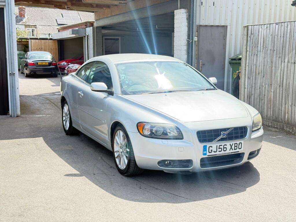 Volvo C70 2.5 T5 Se Silver #2