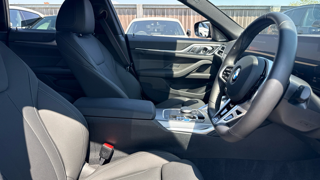 BMW i4 250Kw Edrive40 M Sport 83.9Kwh Red #11