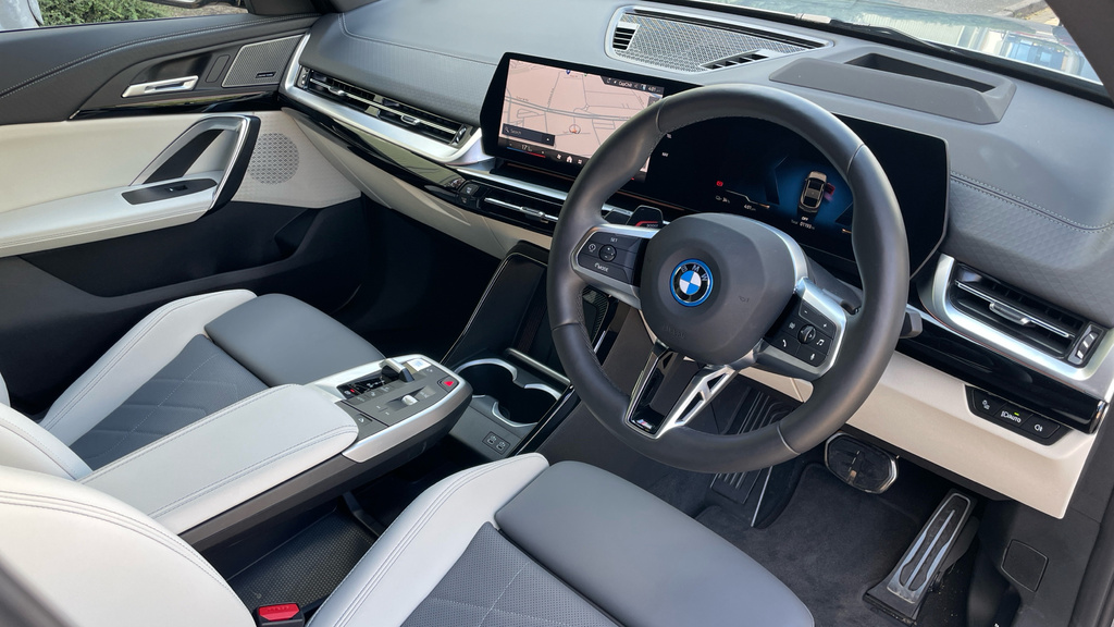 BMW iX2 230Kw Xdrive30 M Sport 65Kwh Grey #6