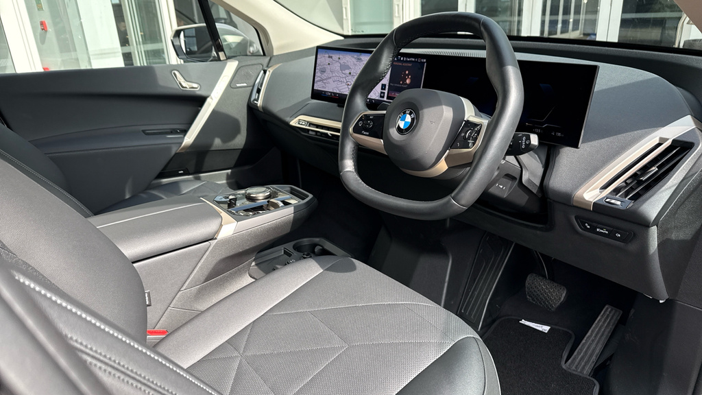 BMW iX 300Kw Xdrive45 M Sport 101Kwh Blue #6